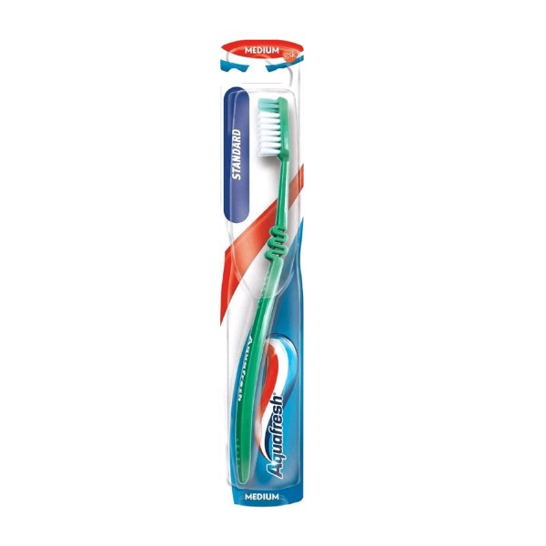 Зубная щетка Aquafresh Cтандарт средняя жесткость