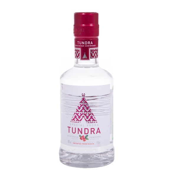 Водка Tundra Северная Брусника 40% 0,25л