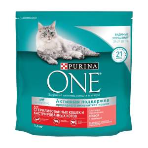 Корм для стерилизованных кошек и кастрированных котов Purina One 1,5кг с лососем и пшеницей