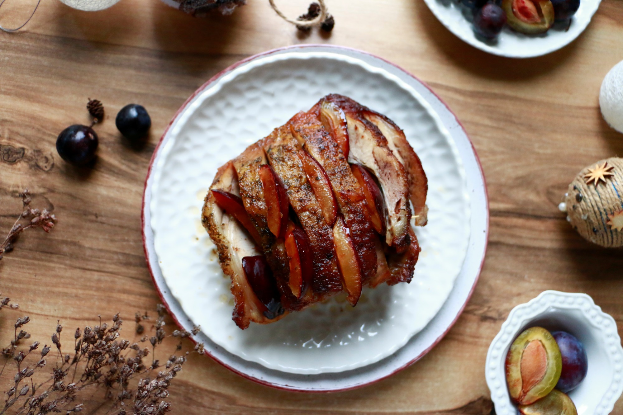 Свинина со сливами